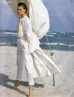 Niki Taylor feet photo 4