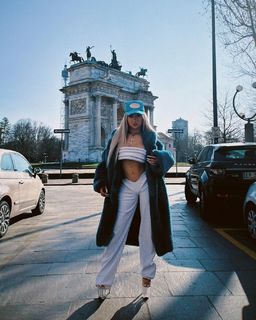 Nikita Dragun feet photo 6
