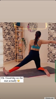 Nikita Dutta feet photo thumbnail