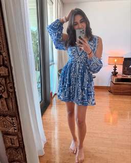 Nikita Dutta feet photo thumbnail