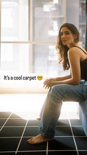 Nikita Dutta feet photo thumbnail