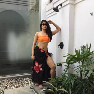 Nikita Sharma feet photo 8