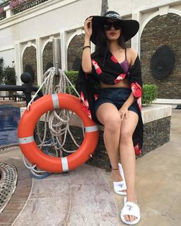 Nikita Sharma feet photo 17
