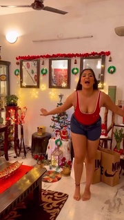 Nikita Sharma feet photo 19