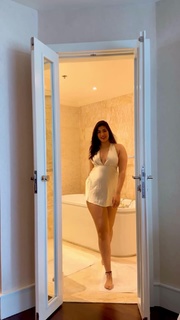 Nikita Sharma feet photo 17