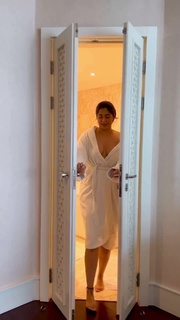 Nikita Sharma feet photo 12
