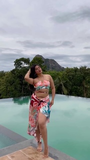 Nikita Sharma feet photo 9