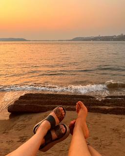 Nikita Sharma feet photo 14