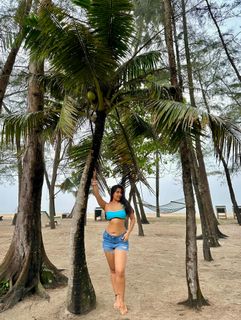 Nikita Sharma feet photo 13