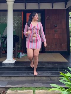Nikita Sharma feet photo 10