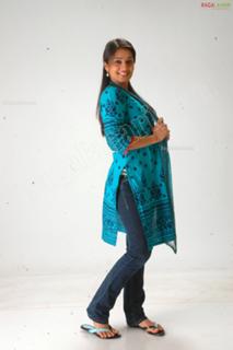 Nikita Thukral feet photo 18
