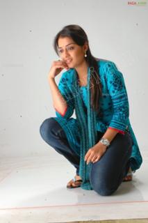 Nikita Thukral feet photo 11