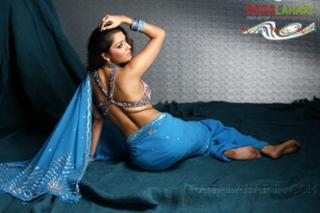 Nikita Thukral feet photo 14