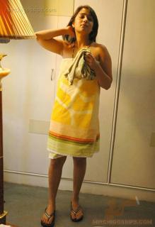 Nikita Thukral feet photo 15