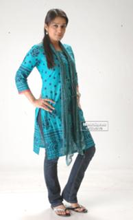 Nikita Thukral feet photo 1