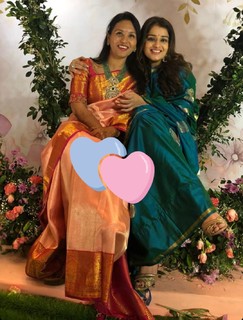 Nikita Thukral feet photo 3