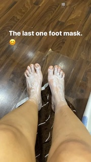 Nikita Thukral feet photo 2