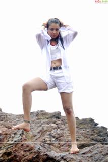 Nikita Thukral feet photo 20