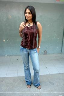 Nikita Thukral feet photo 1