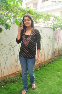 Nikita Thukral feet photo 18