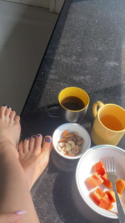 Nikkesha feet photo 11