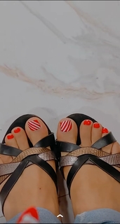Nikkesha feet photo 15