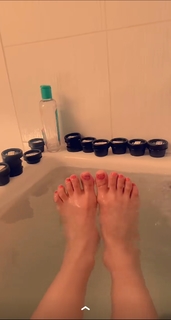 Nikkesha feet photo 16