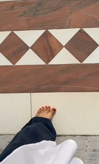 Nikkesha feet photo 15