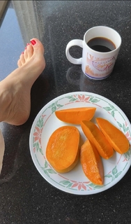 Nikkesha feet photo 9