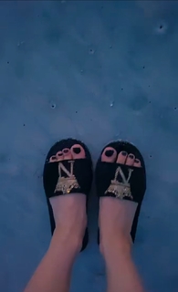 Nikkesha feet photo 7