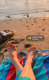 Nikkesha feet photo 13