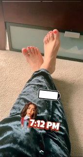 Nikkesha feet photo 12