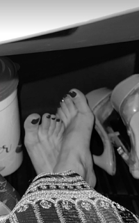 Nikkesha feet photo 2