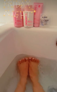 Nikkesha feet photo 9