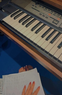 Nikkesha feet photo 19