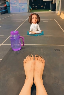 Nikkesha feet photo 16