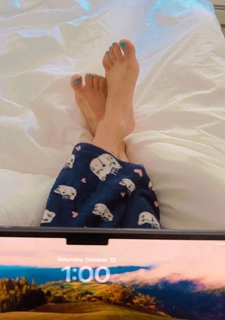 Nikkesha feet photo 5