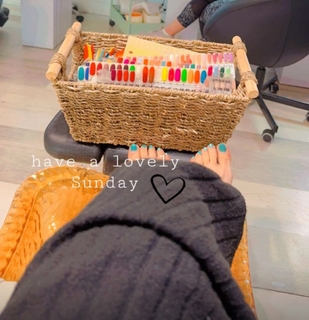 Nikkesha feet photo 2