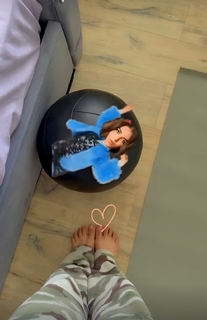 Nikkesha feet photo 4