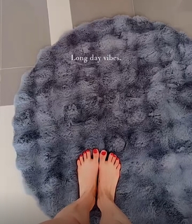 Nikkesha feet photo 17