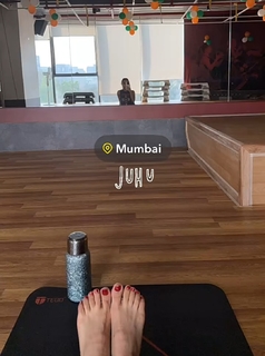 Nikkesha feet photo 15