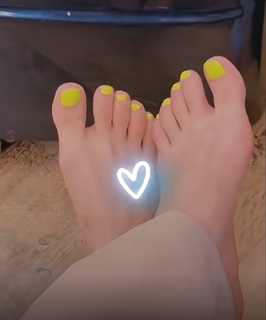 Nikkesha feet photo 12