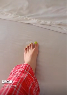 Nikkesha feet photo 4