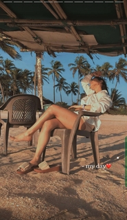 Nikkesha feet photo 5