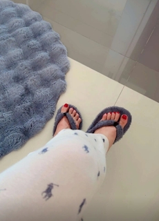 Nikkesha feet photo 4