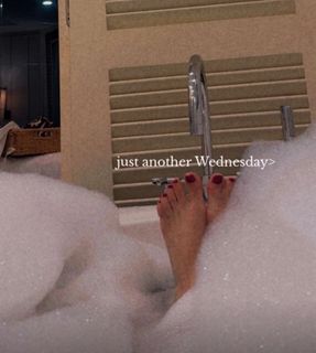Nikkesha feet photo 10