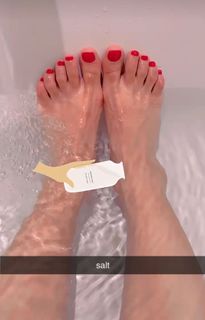 Nikkesha feet photo 7