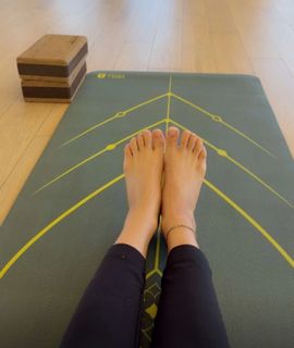 Nikkesha feet photo 5