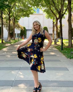 Nikki Baker feet photo 10