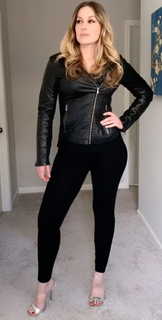 Nikki Baker feet photo 9